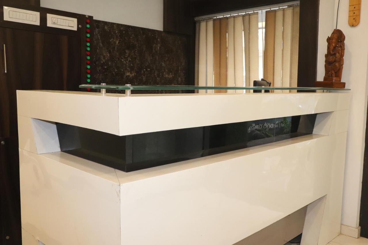 Hotel Park Residency Vijayawāda Екстериор снимка